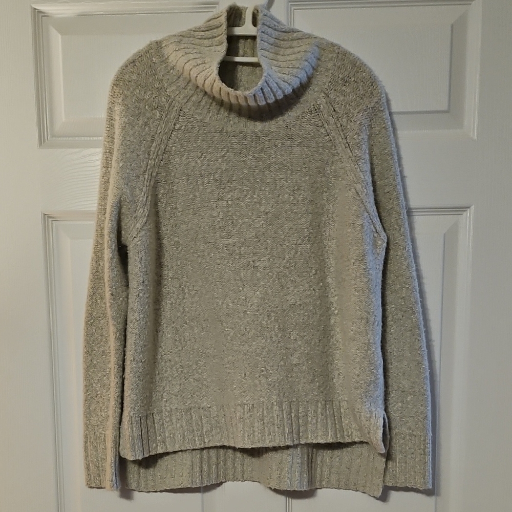 H&M Soft Beige-gray Sweater